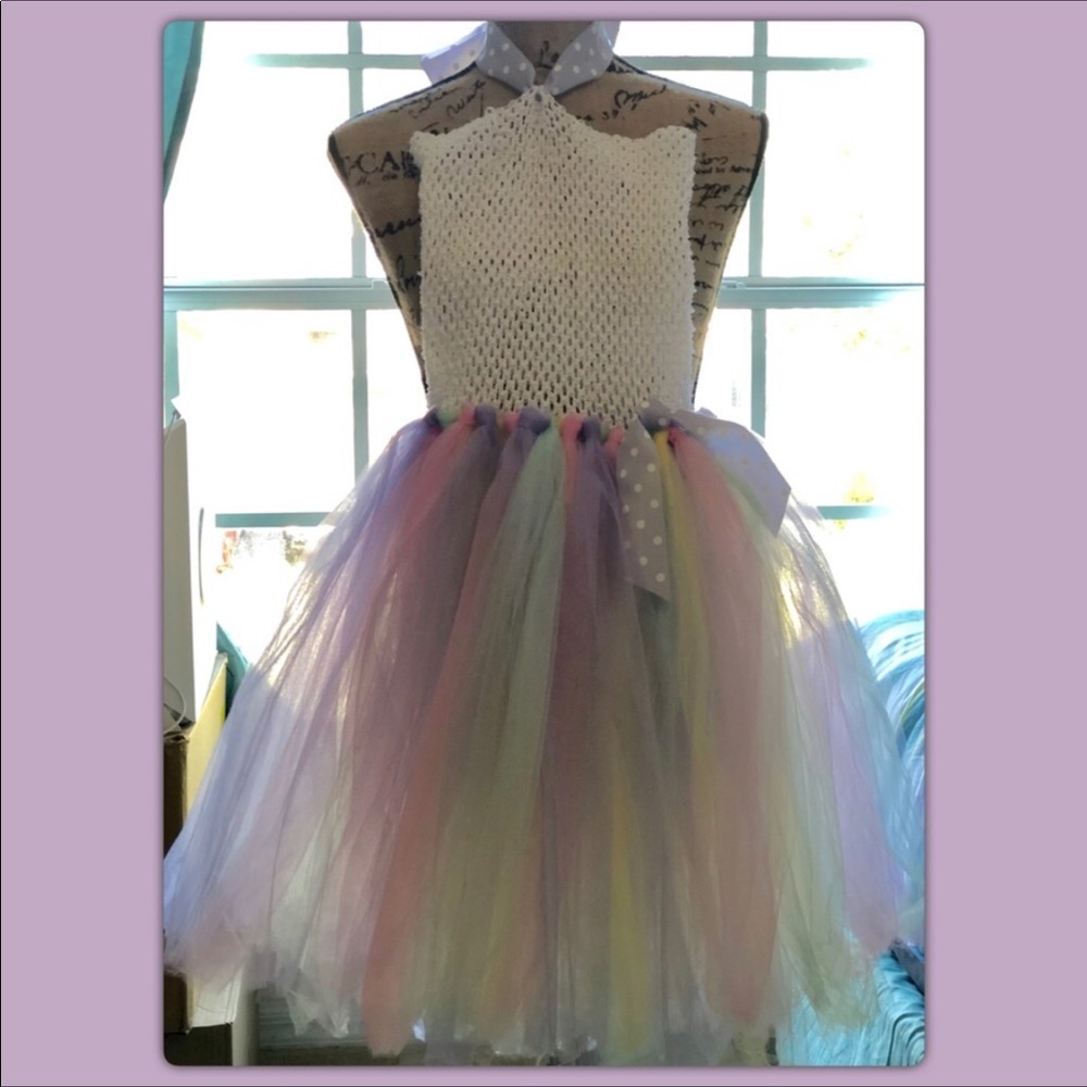 ๐ Girlโs Tulle Party Dress - Picture 3 of 9